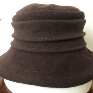 Parkhurst Lauren Brim cloche hat, 100% wool, made in Canada, like new